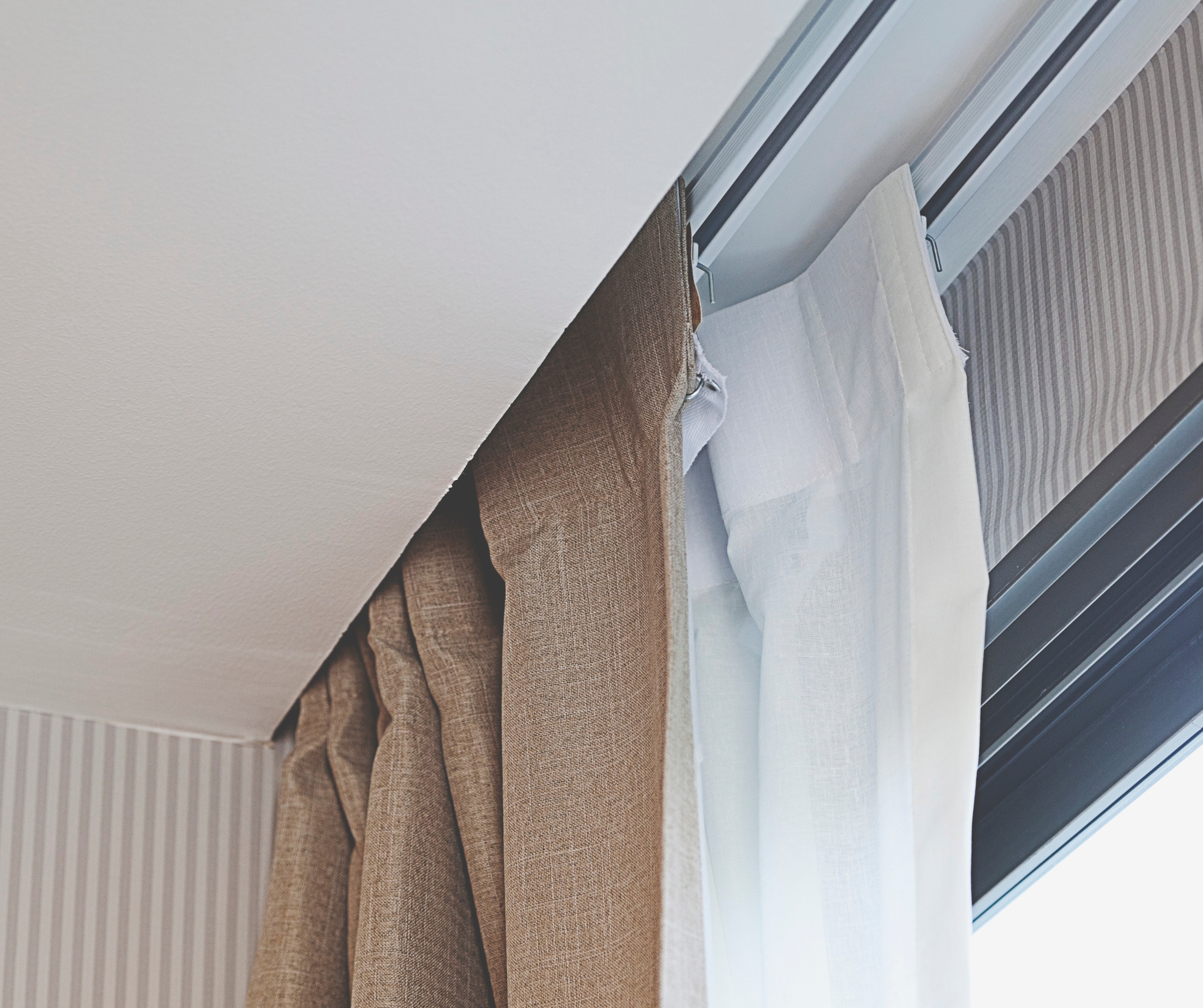 Home remote control curtains 1